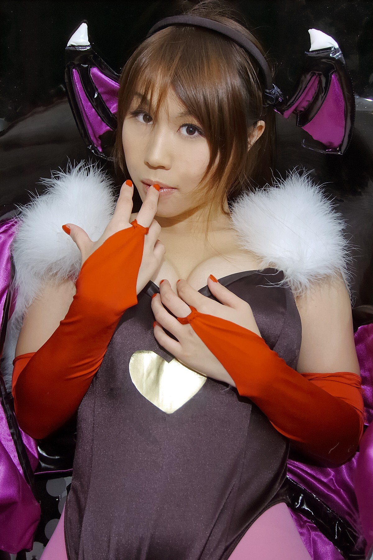 [Cosplay] 2013.04.08 Hot Lilith and Morrigan sexy Cosplay